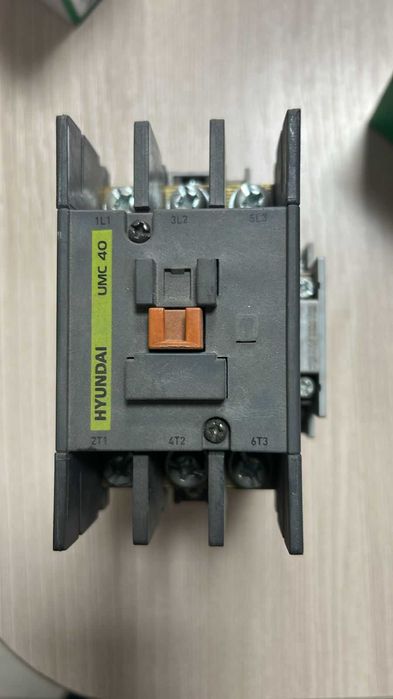 Преобразователь частоты контактор 7,5кВт и8 кВт и другие дешевые остат