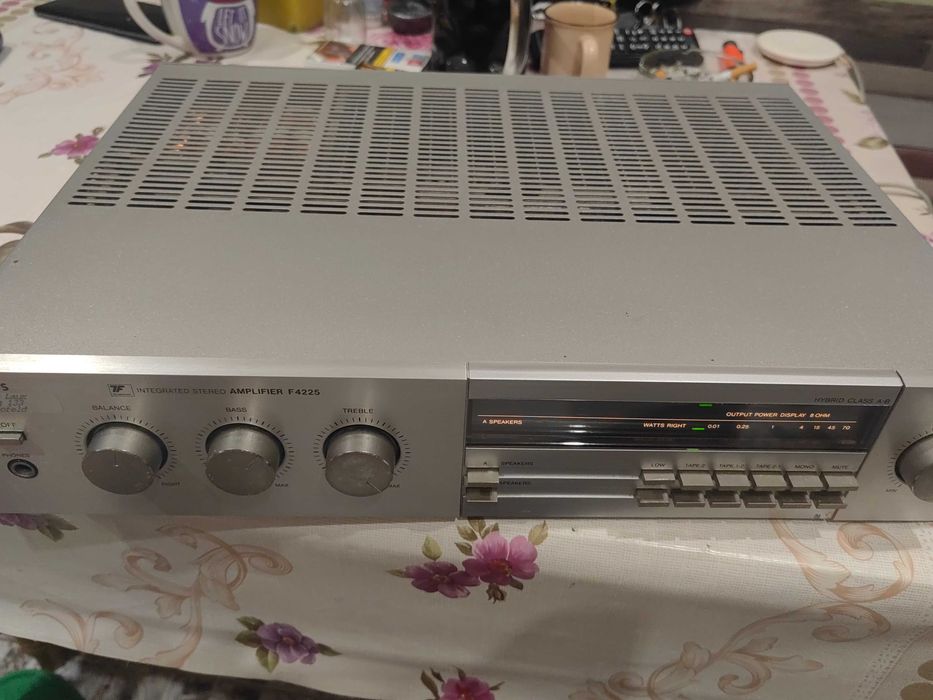 PHILIPS Тунер и усилвател