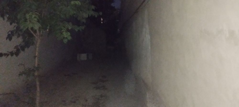 Корасув 1 да масжид енида 10 сотихли ховли сотилади