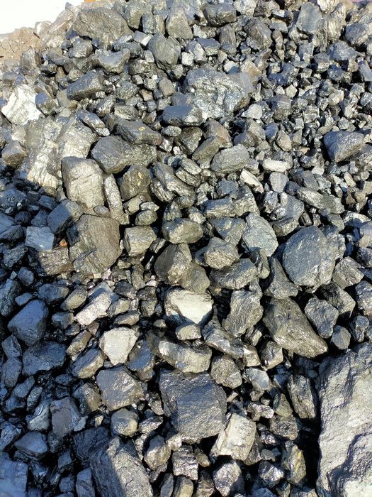 Уголь в мешках, шубарколь