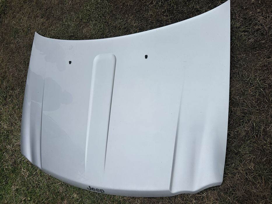 Преден капак Jeep Grand Cherokee WK чероки вк