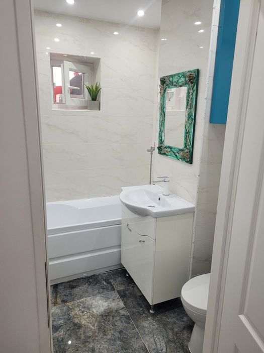 Închiriez apartament 2 camere zona centru
