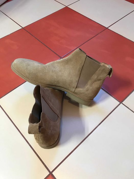 Vand ghete piele intoarsa_produs nou_marimea 43