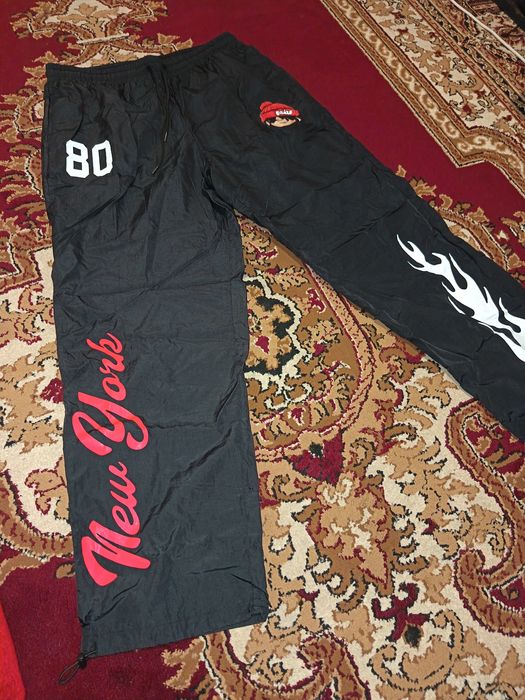 Продам стильные джоггеры в стиле Y2K