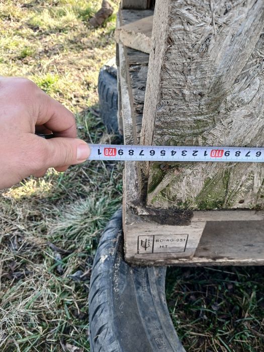 Coteț/Cușca pt.câine de talie mare.