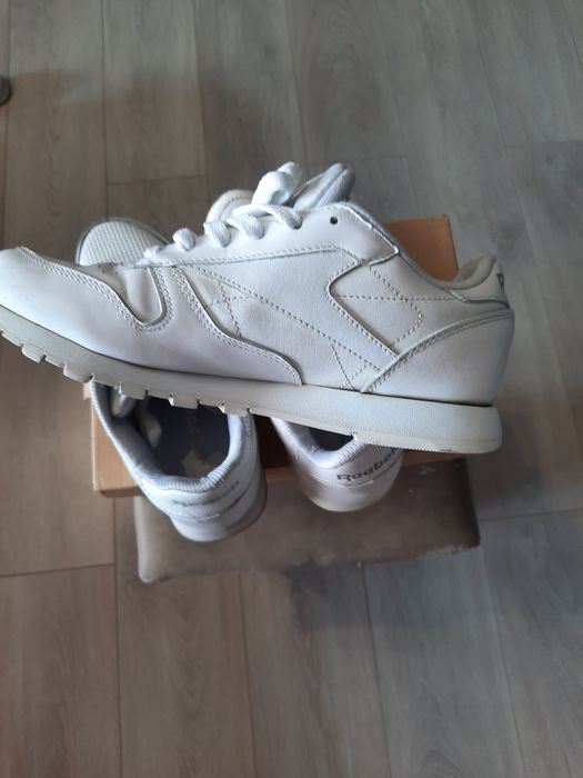 Кроссовки кожаные оригинал