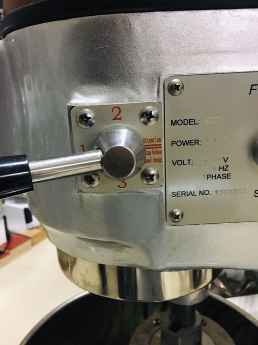 Миксер планетарен 30л.