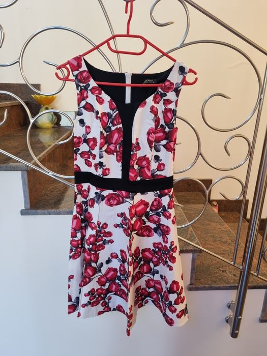 Rochie Starshiners alba cu print floral S-M