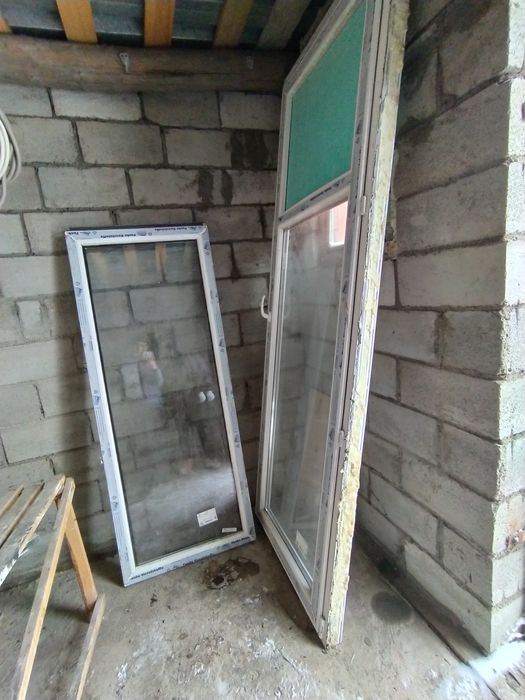 Есік терезе сатамын