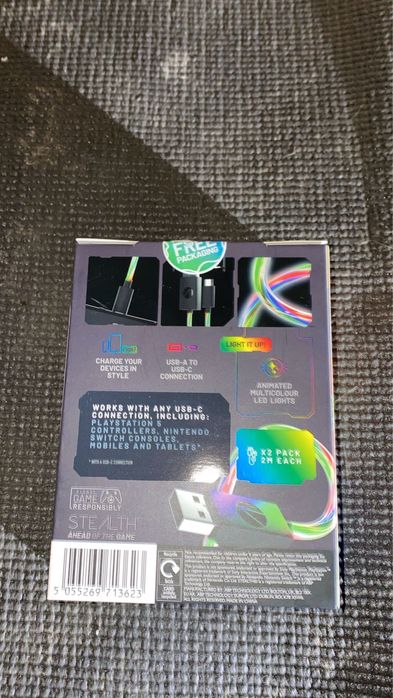 STEALTH 2m LED Light Up Twin Play & Charge Cables