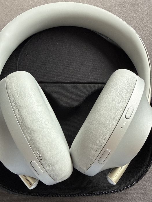 Наушники Bose 700