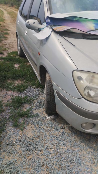 RENAULT 5 2003