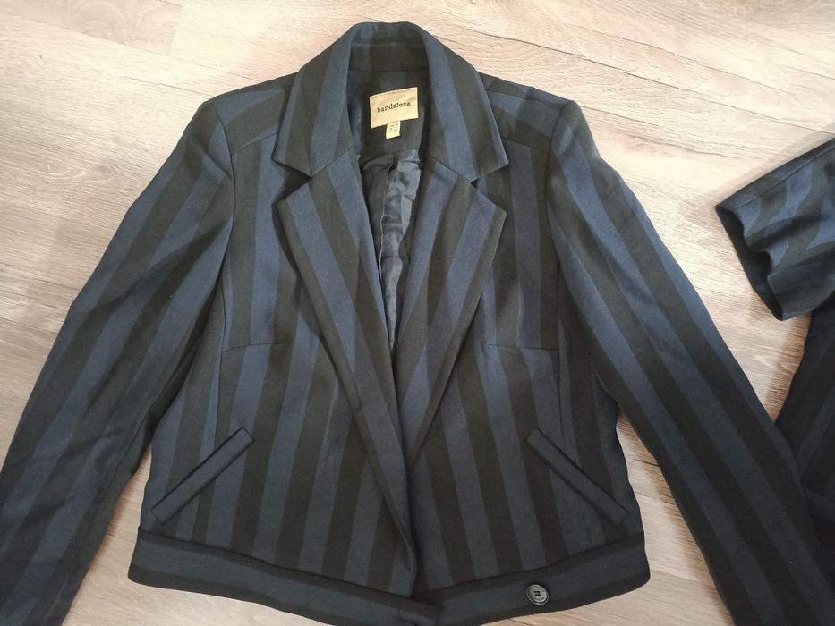 Продам модный пиджак