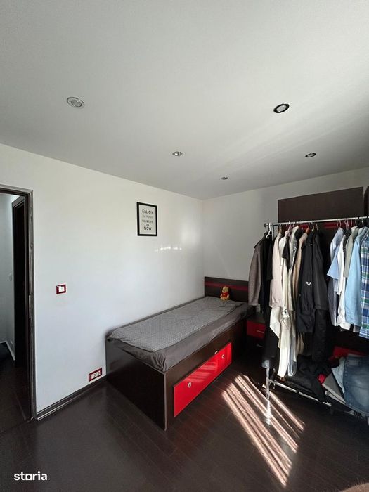 Apartament 4 camere - SOVEJA//INEL I