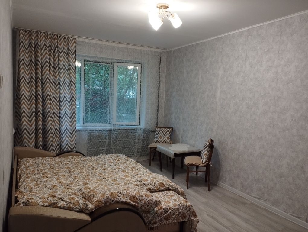 Встроенный шкаф своими руками в спальню. Аренда квартир в костроме. Орбита аренда квартир. Пластик для спальни. Народная 39 чита.