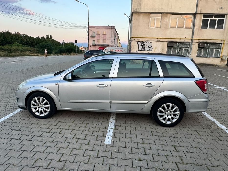 OPEL Astra 2008 — imagine 3
