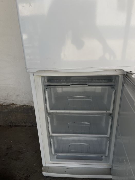 Холодильник от Indesit