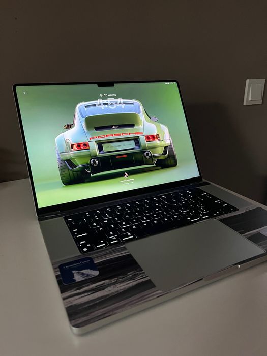 Apple MacBook Pro 2023 SSD16/516Гб