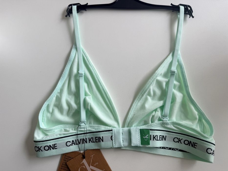 Сутиен с меки чашки Calvin Klein /S/