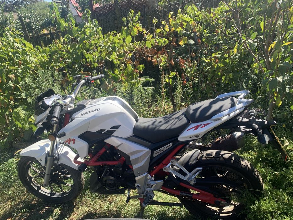Vand sau schimb cu atv