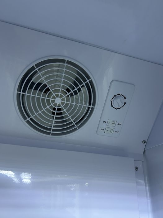 Холодилник для магазин