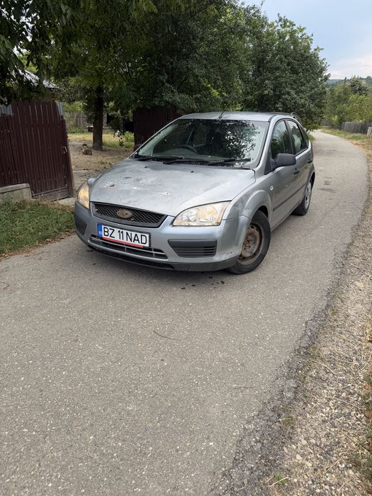 30 de milioane! Ford Focus 1.6tdci volan dreapta!
