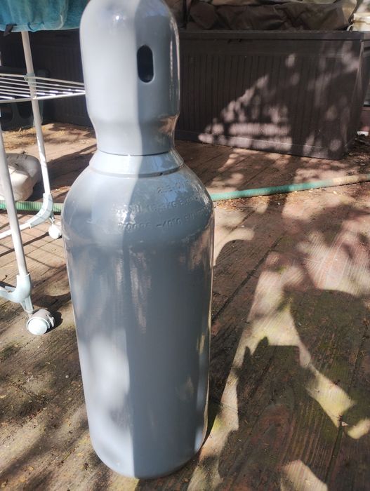 Butelii sisteme CO2 noi pline și second