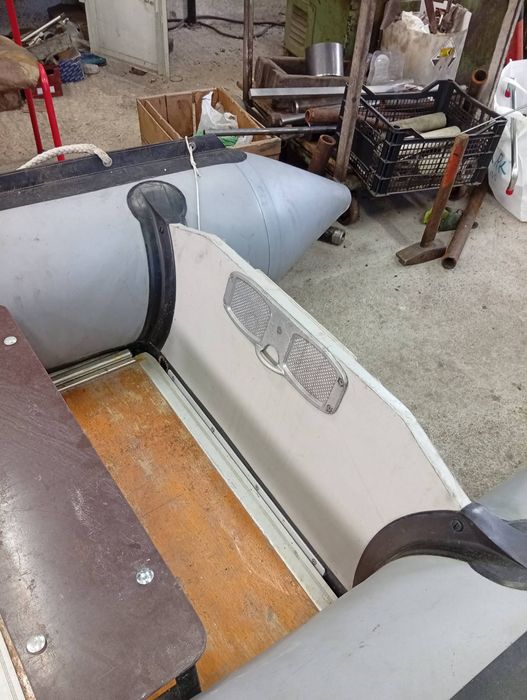 Продавам лодка Зодиак