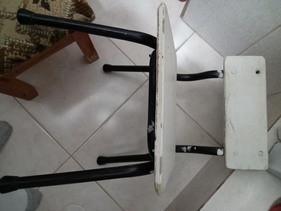 Продам  стульчик.