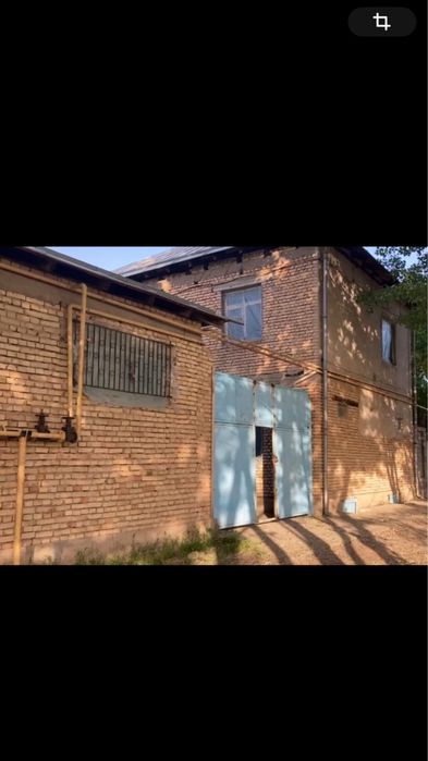 Срочно База Янгиюль, 15 соток,нежилой обьект , Молочный цех