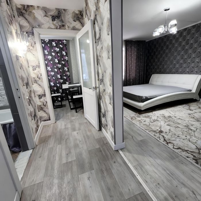 1 ком мкр Кунаева 1 этаж .