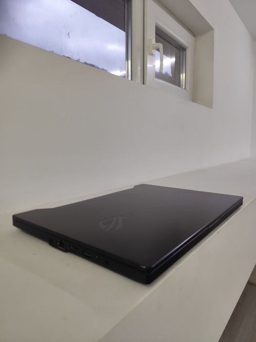 ASUS ROG Zephyrus G15