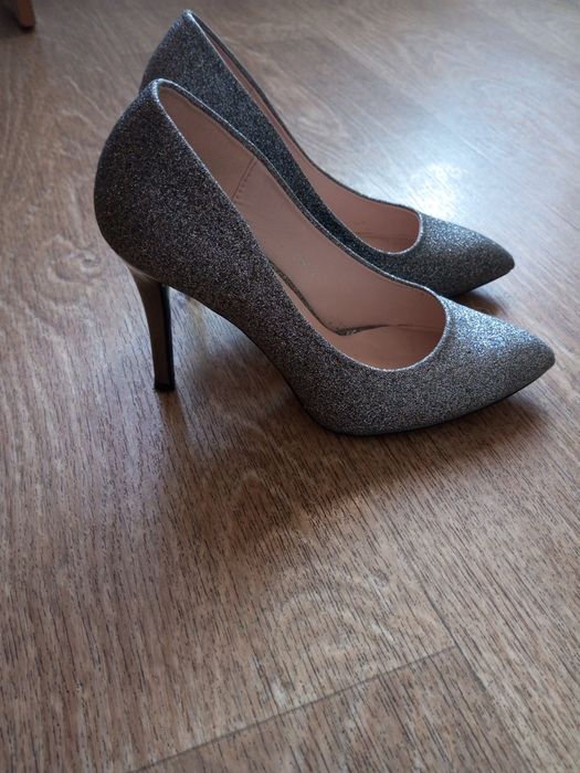 Туфли серого цвета размер 37