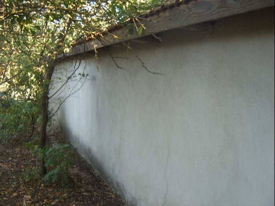 Къща с голям двор в Свобода