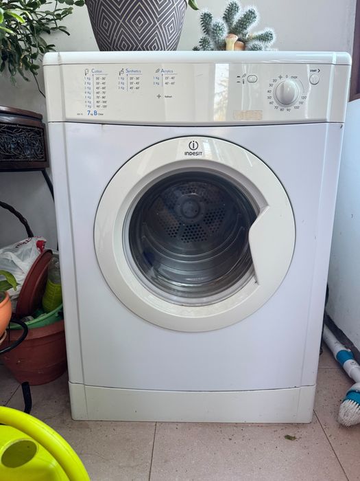 Вентилационна сушилня Indesit - 7 kg