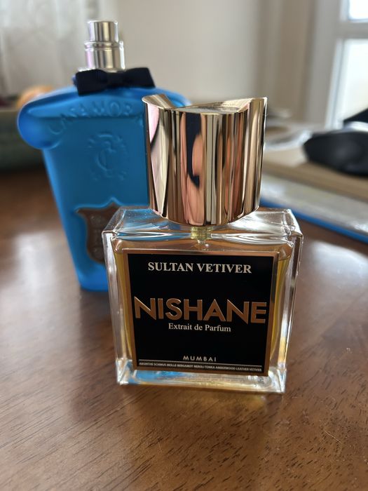 Нови и използвани парфюми от личната колекция.