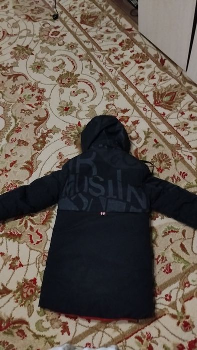 Продам куртку для мальчика