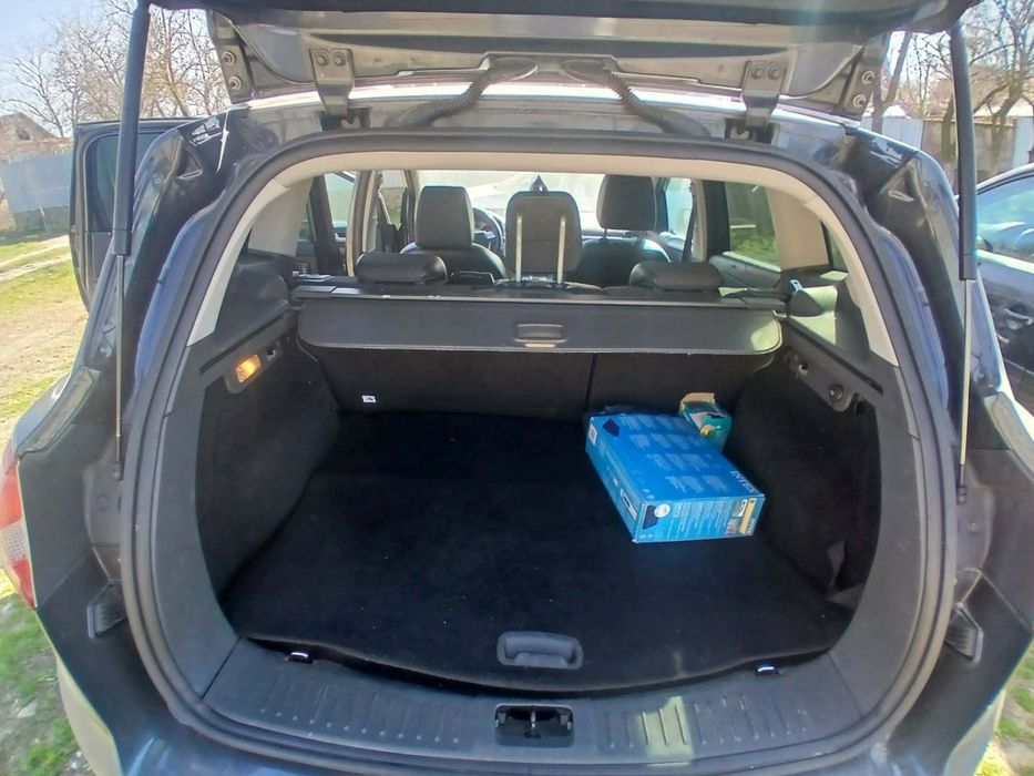 Ford kuga (4×4)permanent