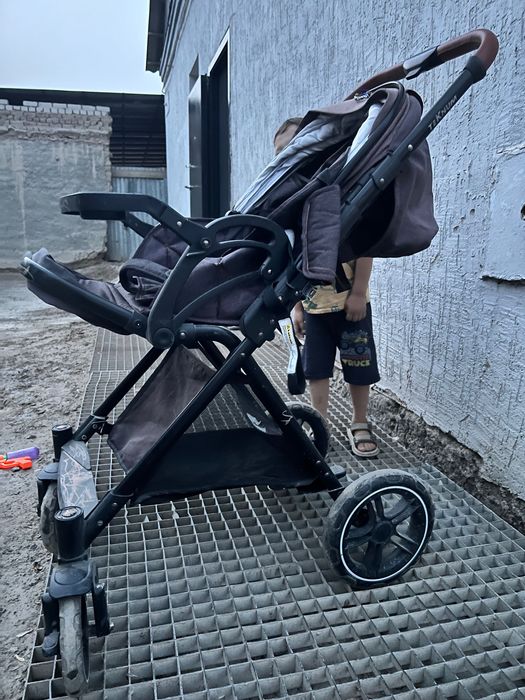 Коляска детская в отличном состоянии