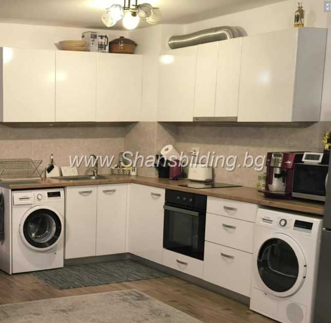 Дава се под наем Тристаен апартамент в Пловдив, Център - 120 кв.м за 490 € - Снимка #3