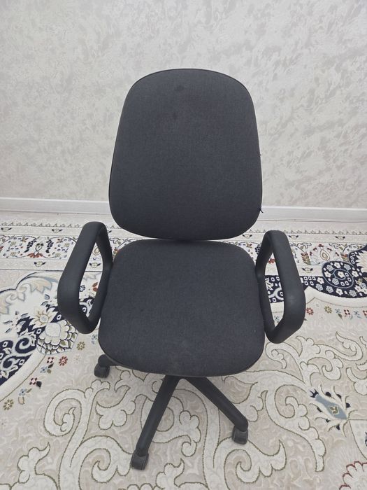 Продаётся  кресло состояние хорошее