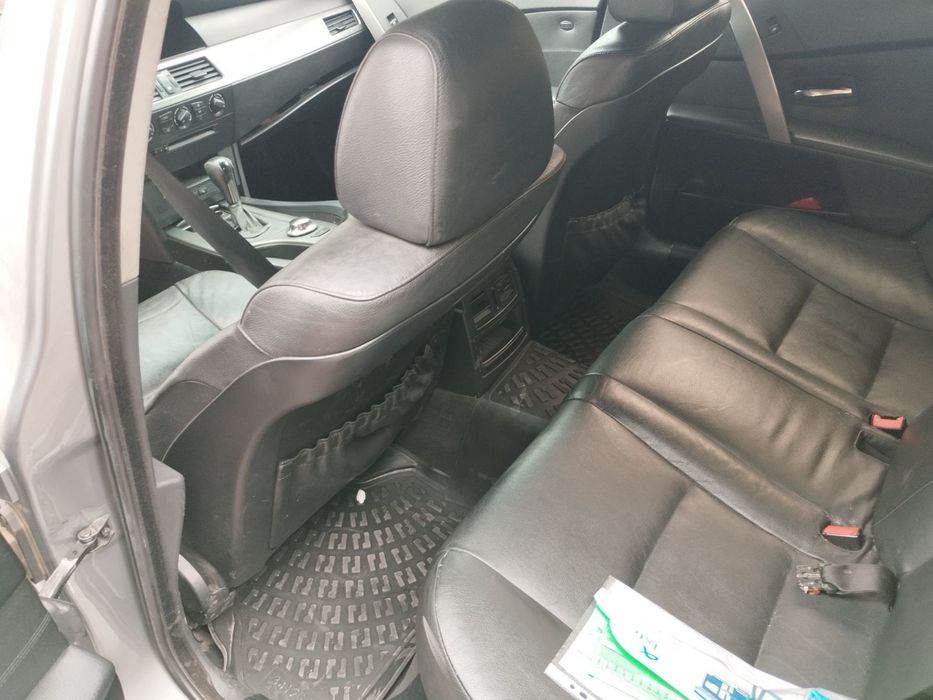 BMW e60 530d 218коня На Части