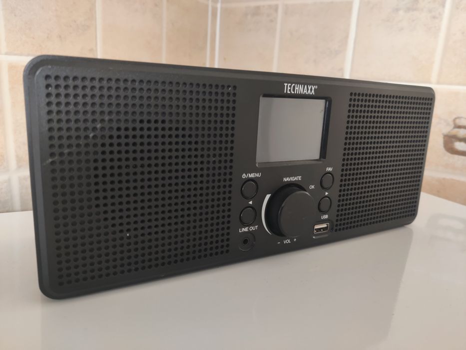 Vând radio online TECHNAXX original