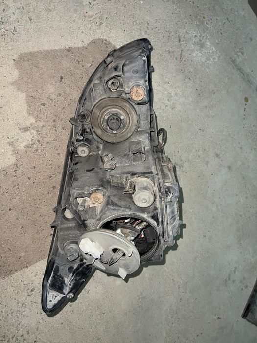 Фары на лексус 570 и на лексус rx330