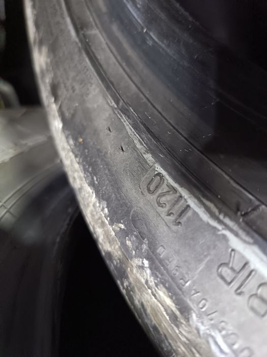 Anvelope vara 245 45 9 Dunlop 2020 5.5mm