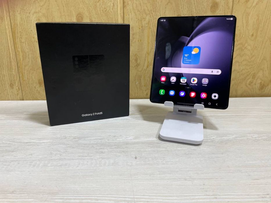 Продам смартфон Samsung Z Fold 5 12/256 Gb