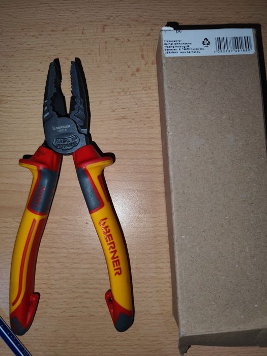 Clește patent electrician