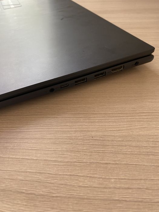 Порам ноутбук Асус