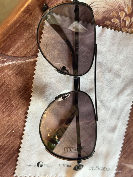 Слънчеви очила Guess