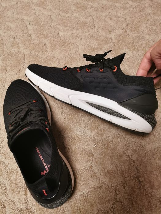 Under Armour marimea 44.5